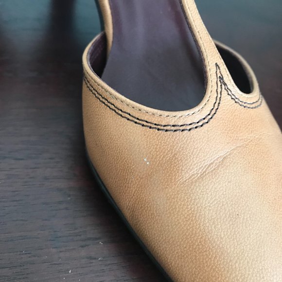 Coach | Tan T-Strap Heels - Picture 6 of 7